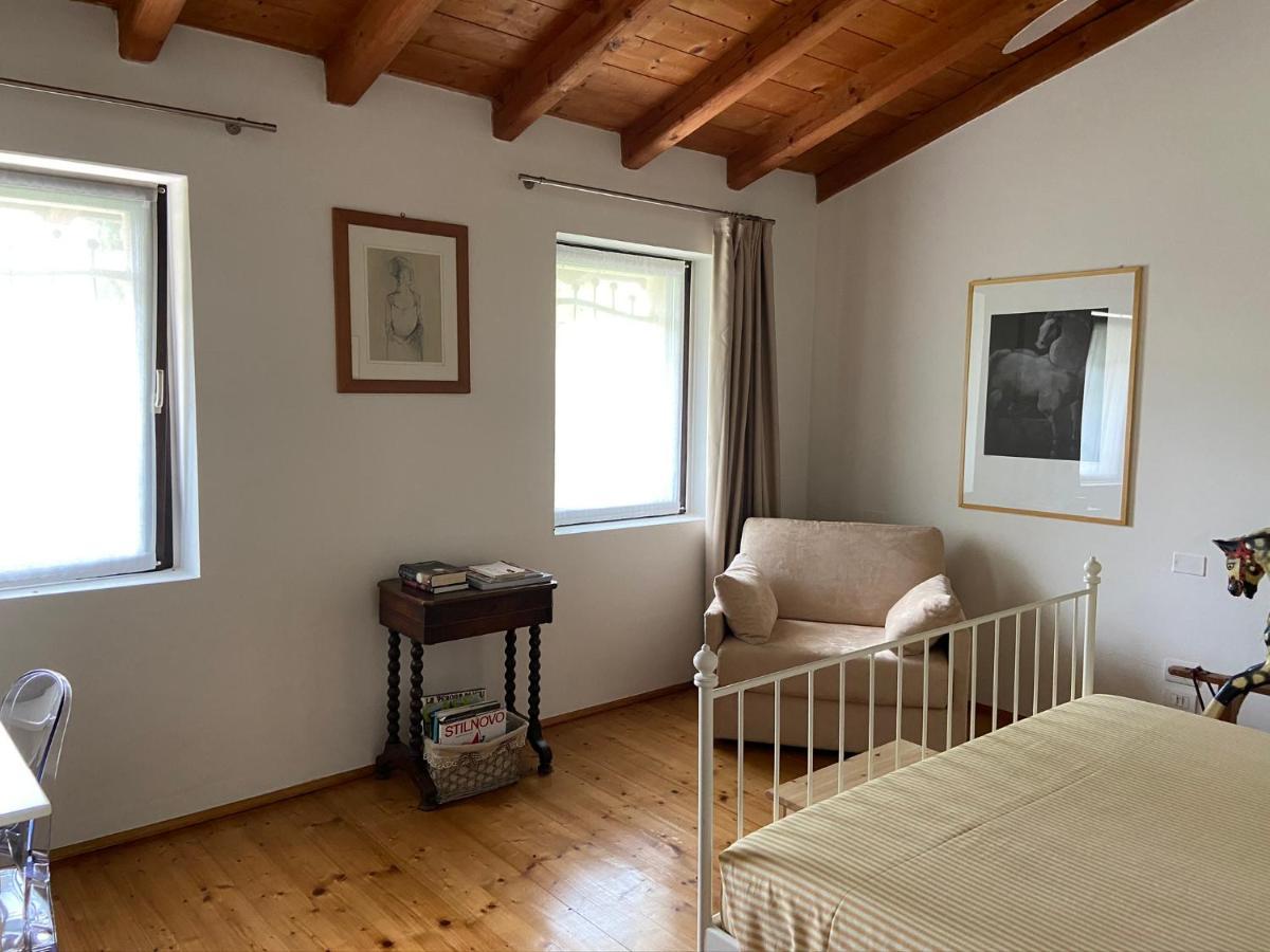 Monte Maino Bed & Breakfast Desenzano del Garda Exterior photo